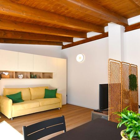 Apartament Bocconi Fond Prada Ieo Spettacolare Attico Con Terrazzo Mediolan Zewnętrze zdjęcie